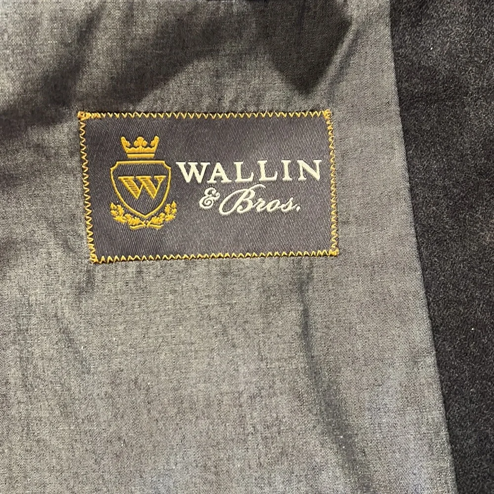 Wallin & Bros Navy Wool Suit | Comes with two pairs of matching pants - Picture 3 of 14